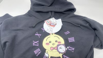 ちいかわ うさぎパーカー（AVAIL）